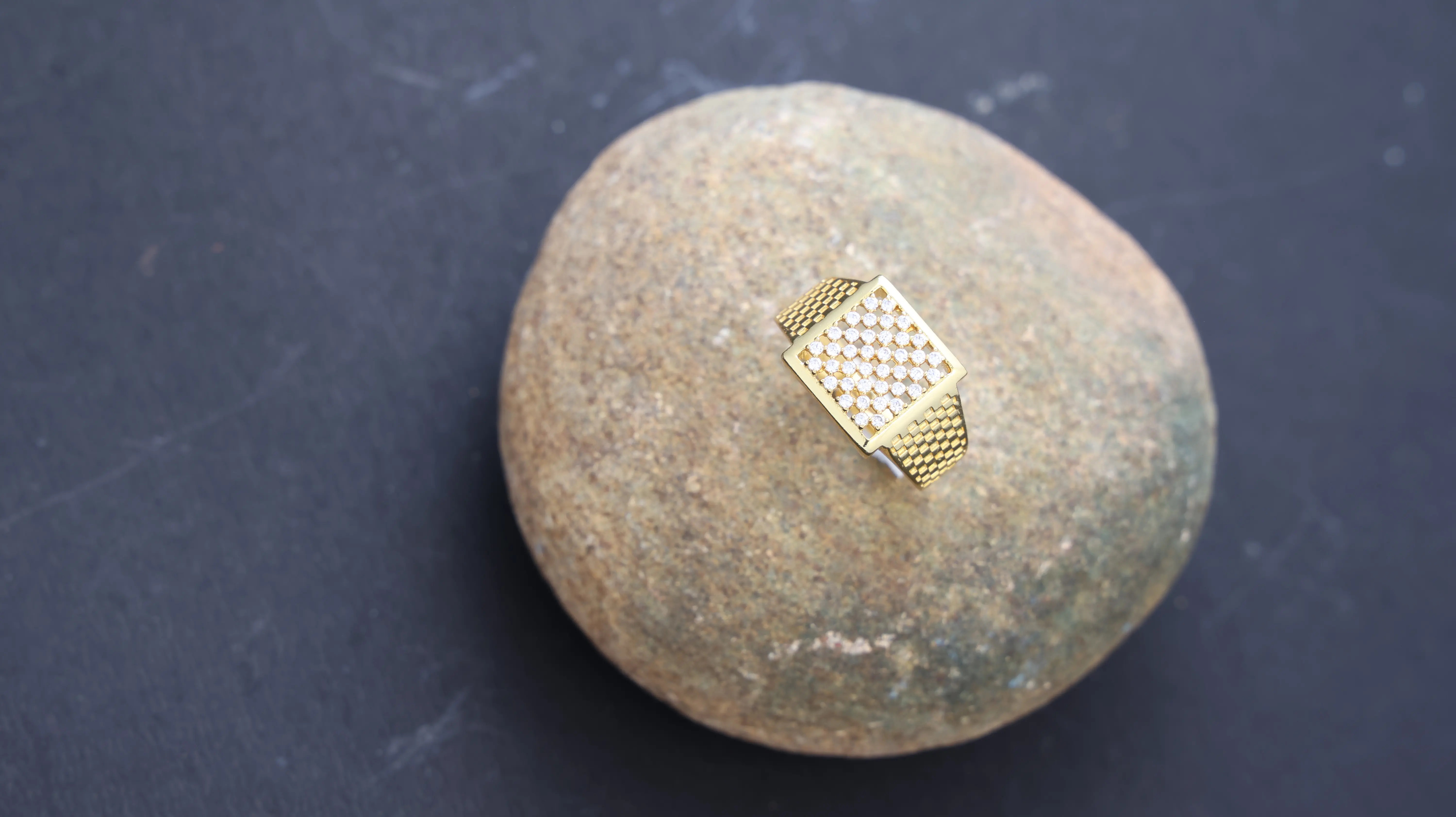 Valor Edge Gold Ring